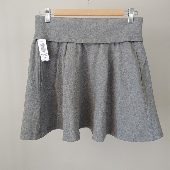 NWT Aritzia Talula Willoughby Skirt Grey Medium - Picture 4 of 15